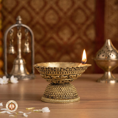 Brass Carved Aarti Diya on Textured Pedestal for Mandir (4 cm)