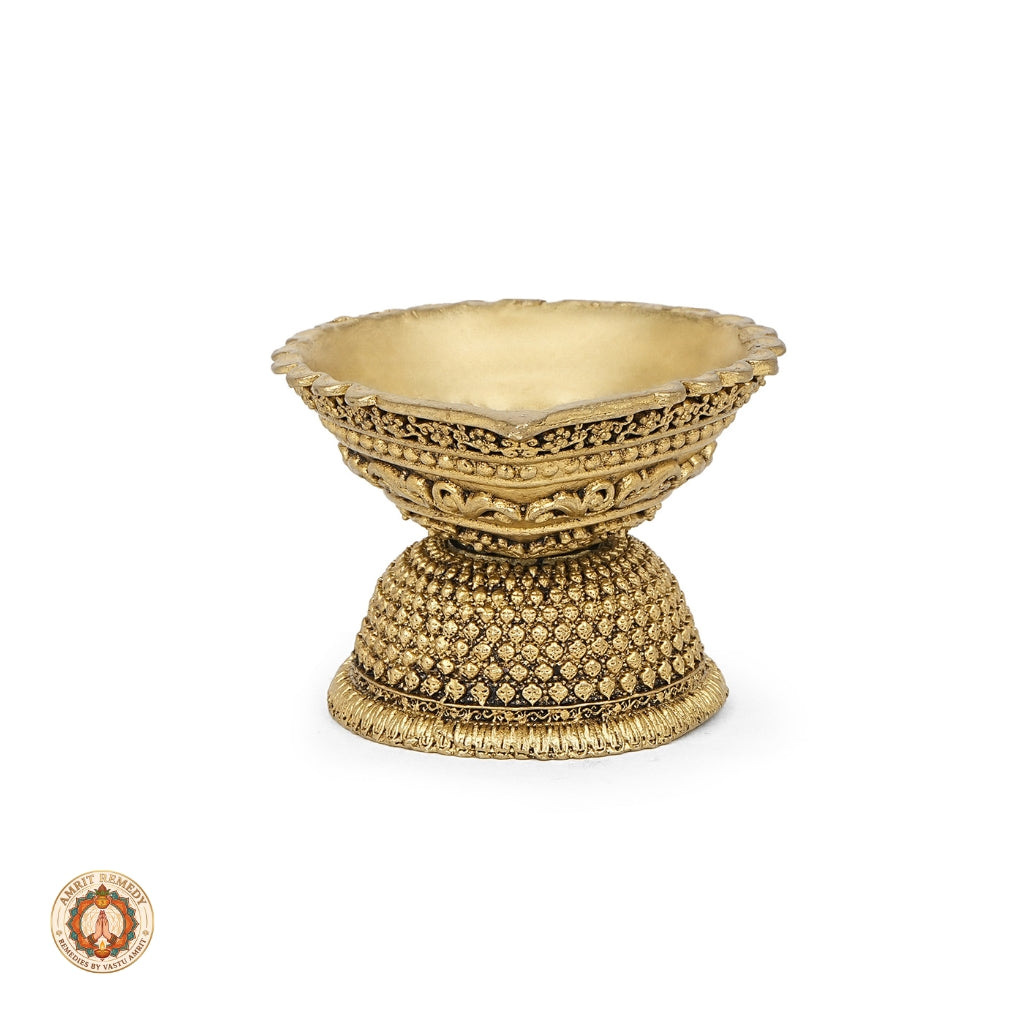 Brass Carved Aarti Diya on Textured Pedestal for Mandir (4 cm)
